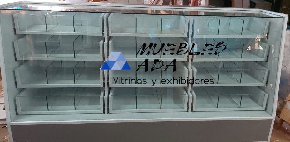 Muebles y exhibidores modernos para papelerías en México