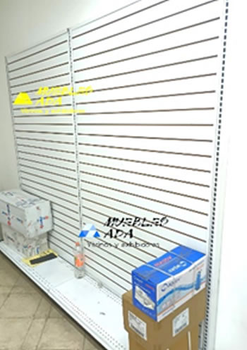 Gondolas con Panel Ranurado Para Ferreterias